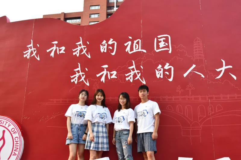 免费色情片