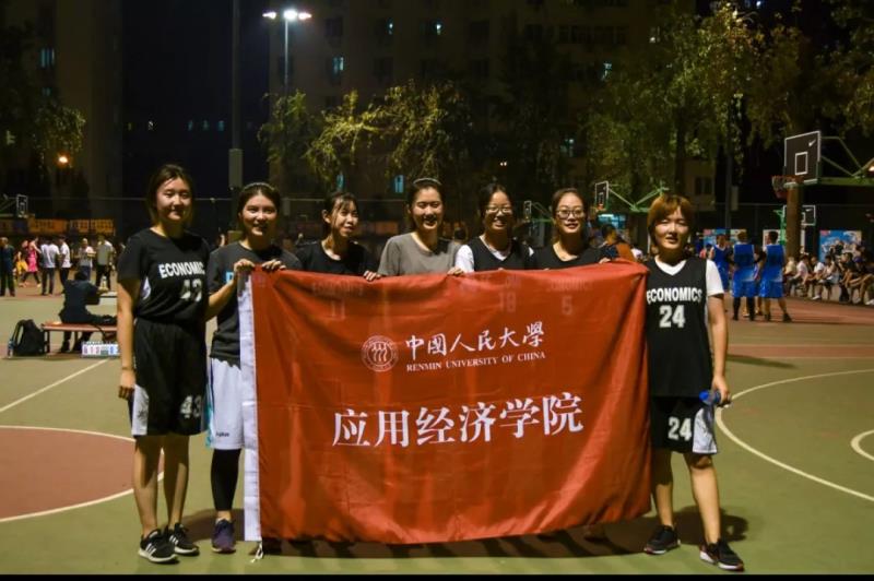免费色情片