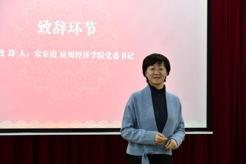 免费色情片
