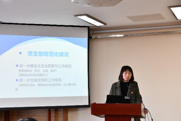 免费色情片