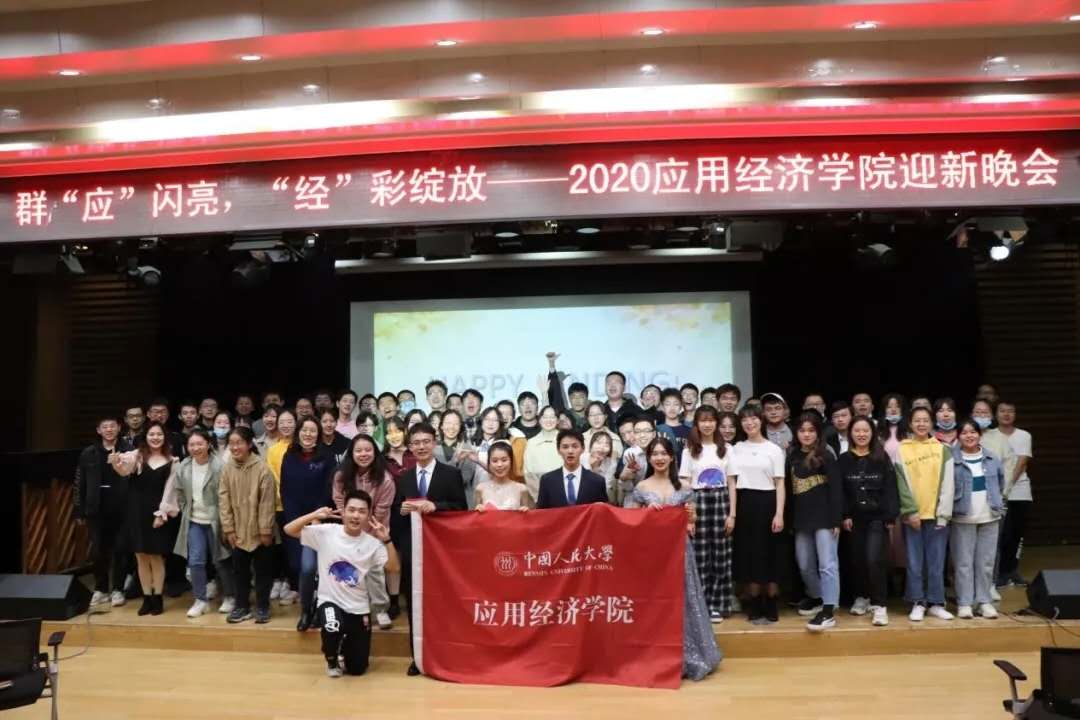 免费色情片