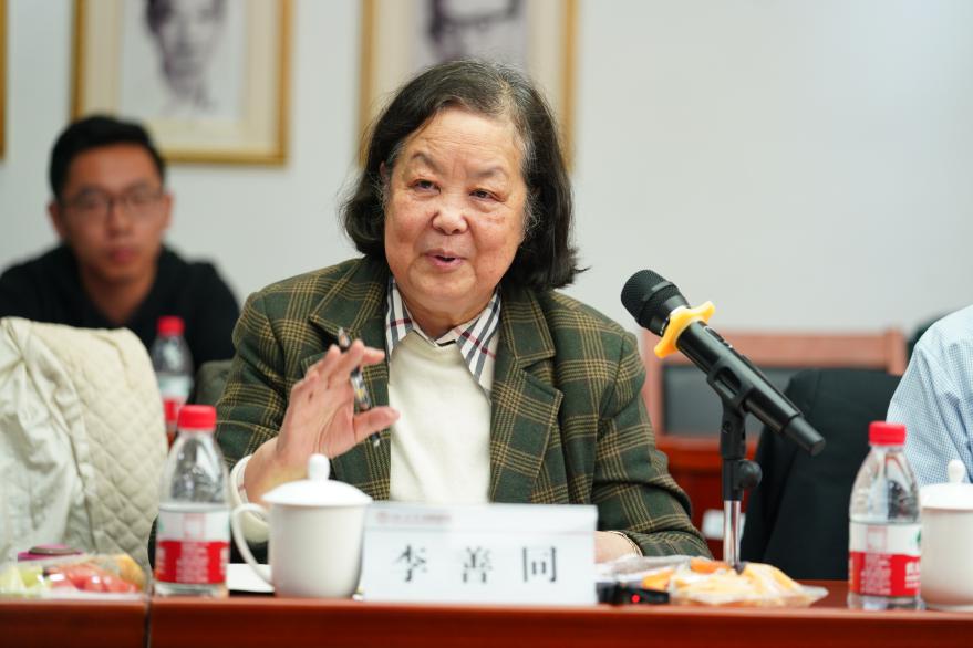 免费色情片