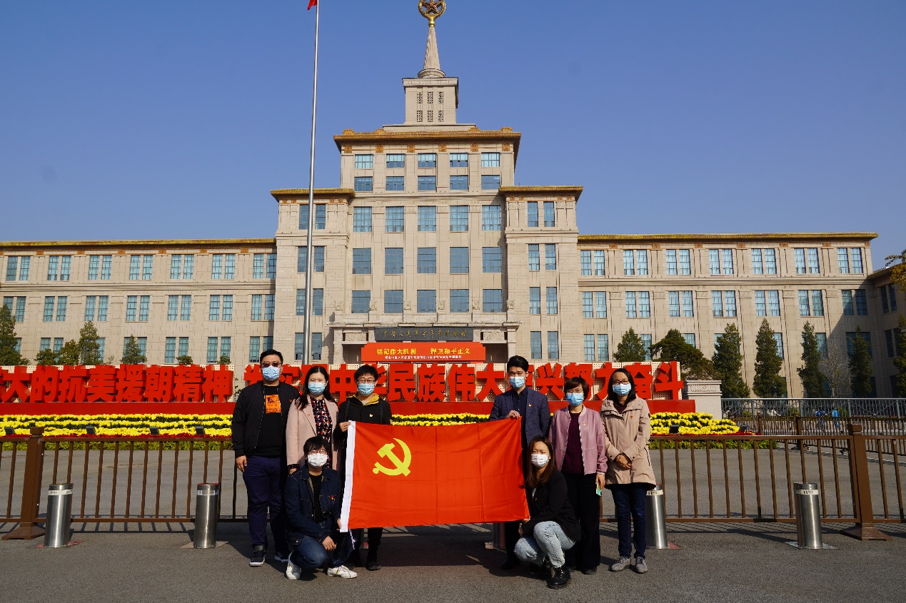 免费色情片