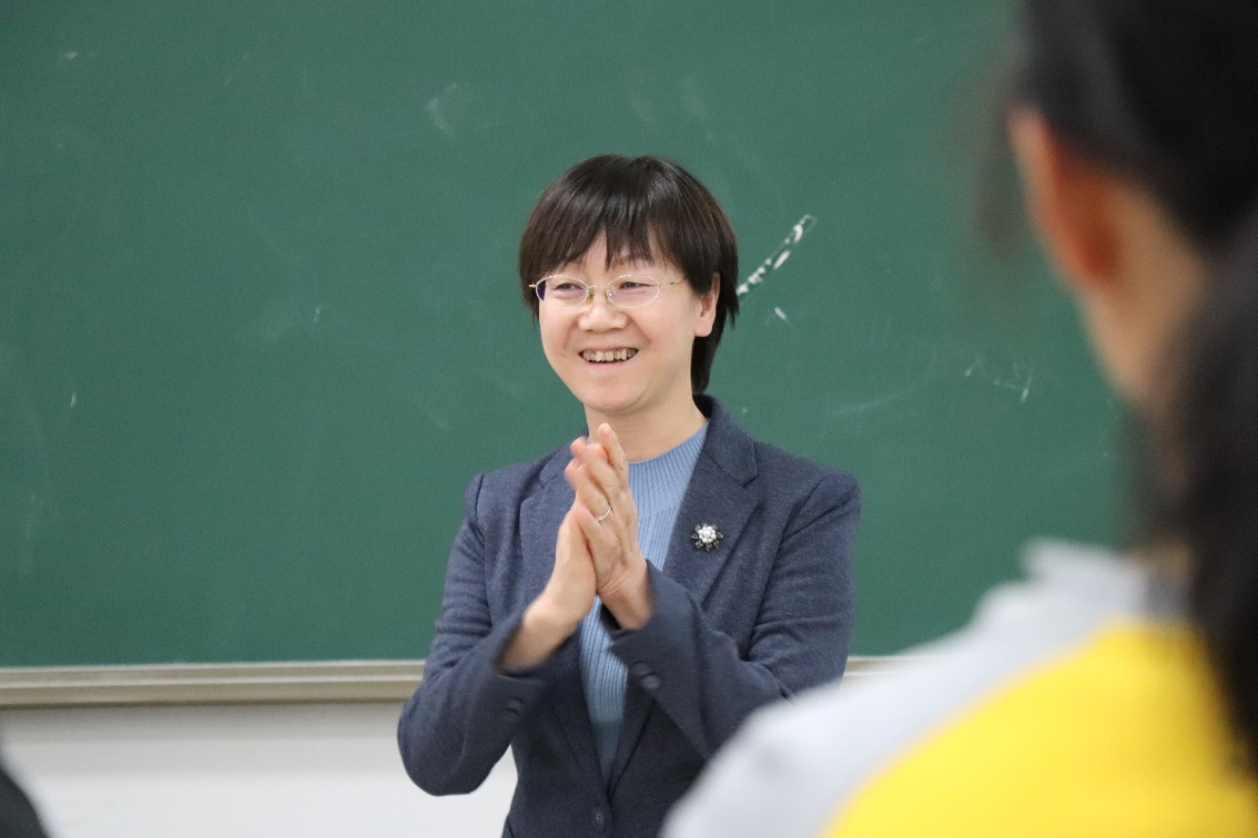 免费色情片
