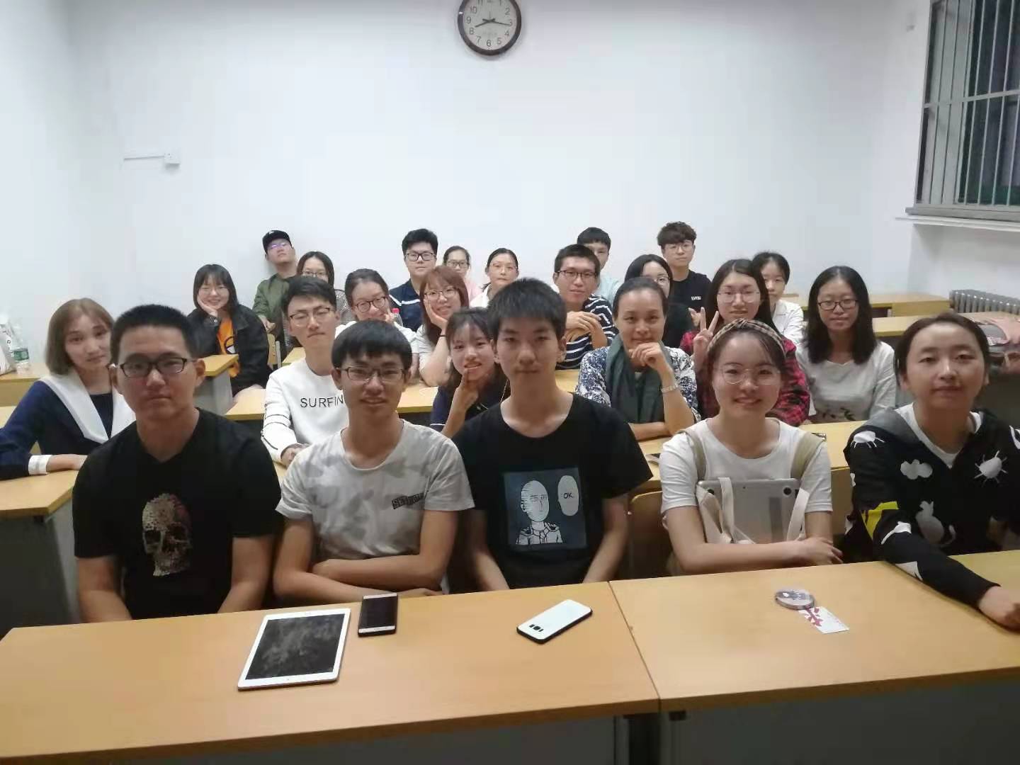 免费色情片