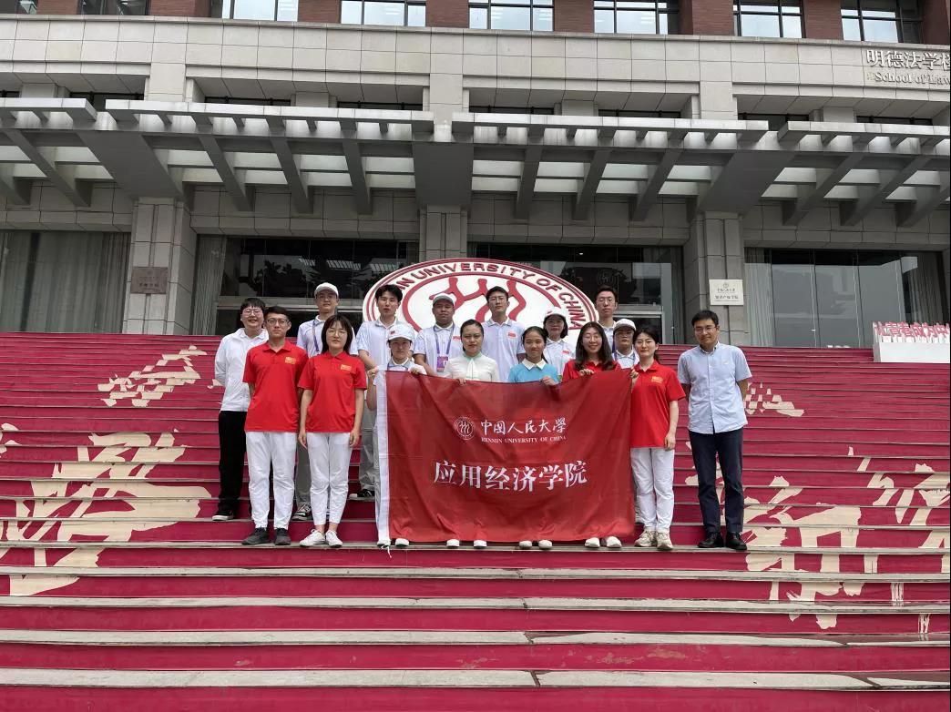 免费色情片