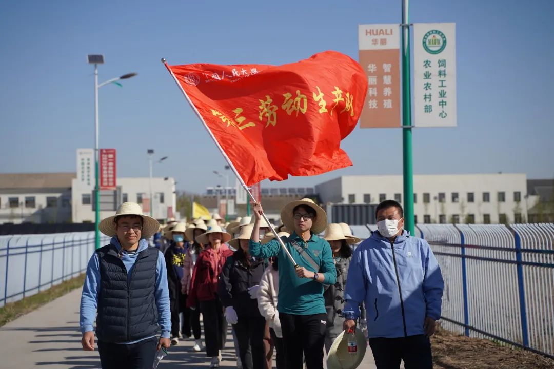 免费色情片