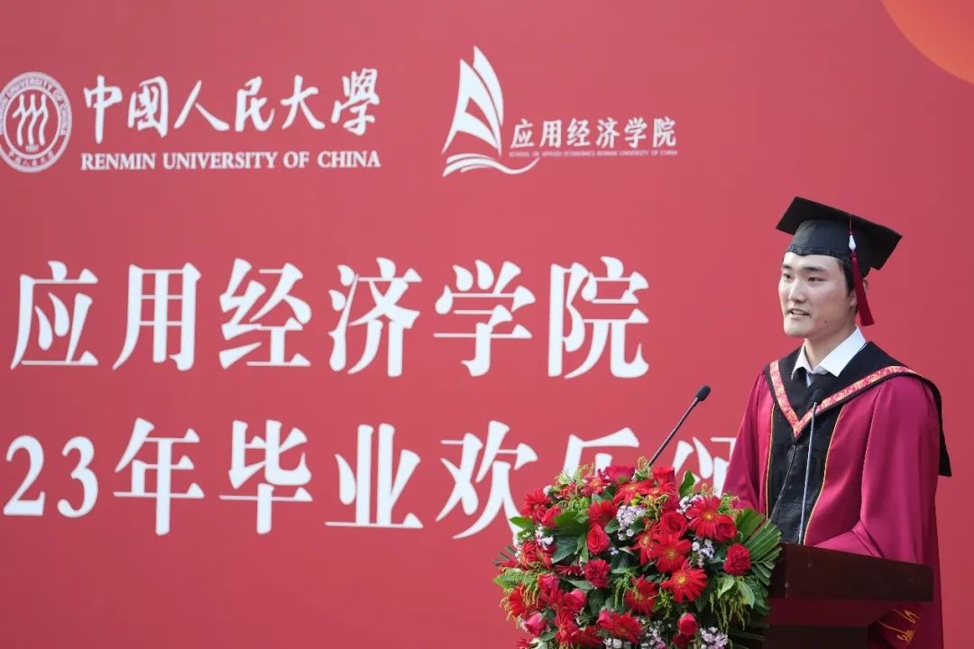 免费色情片