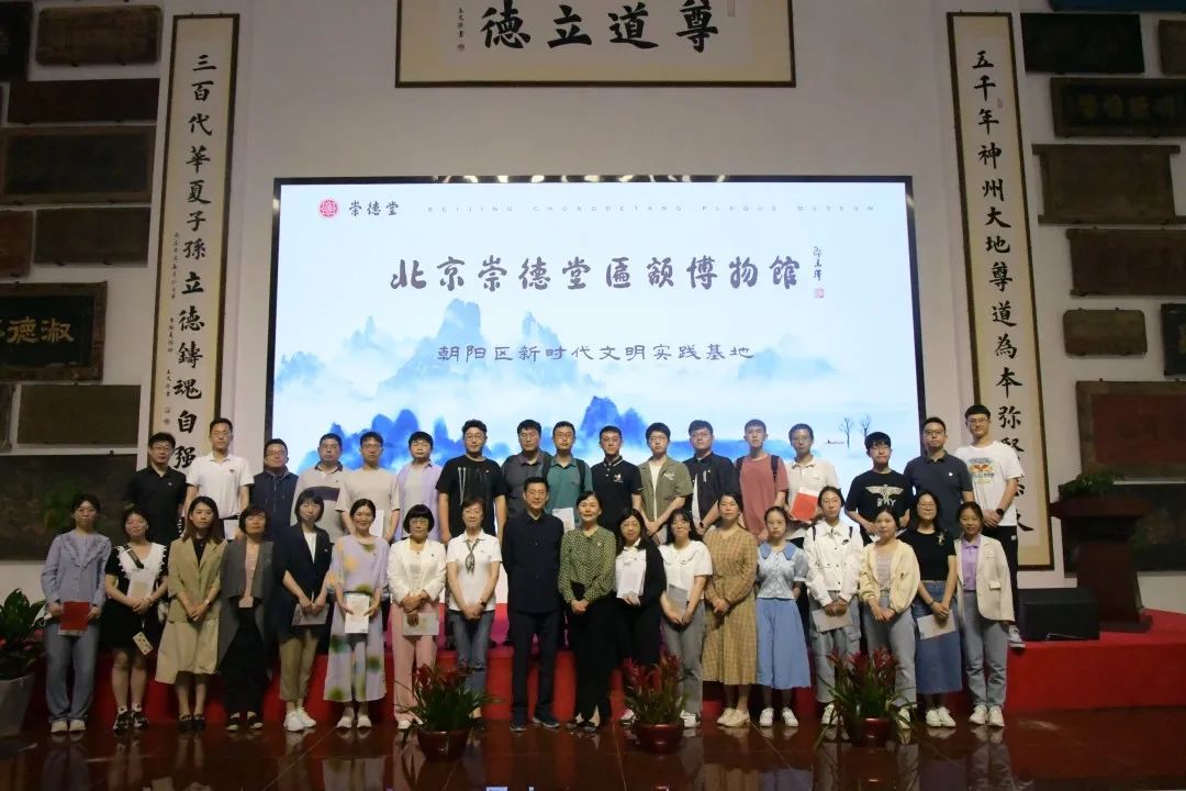 免费色情片
