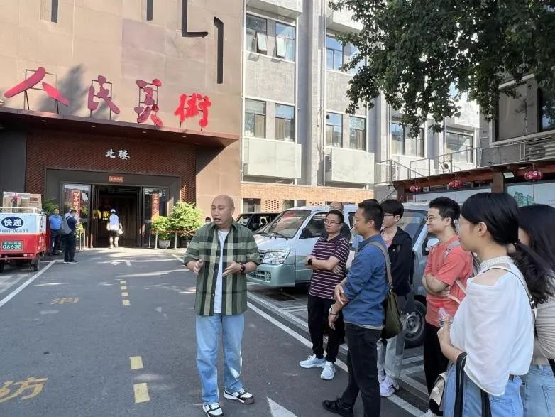 免费色情片