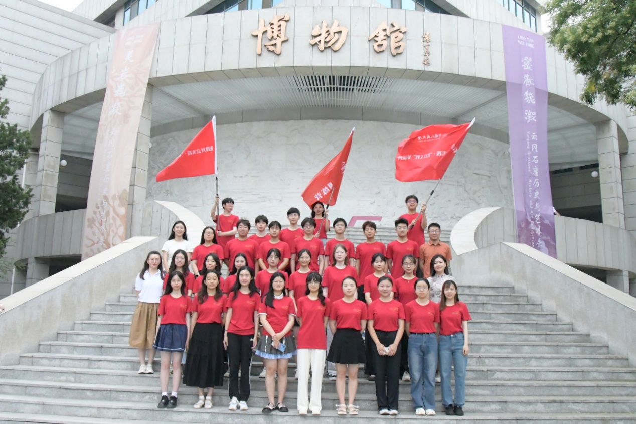 免费色情片