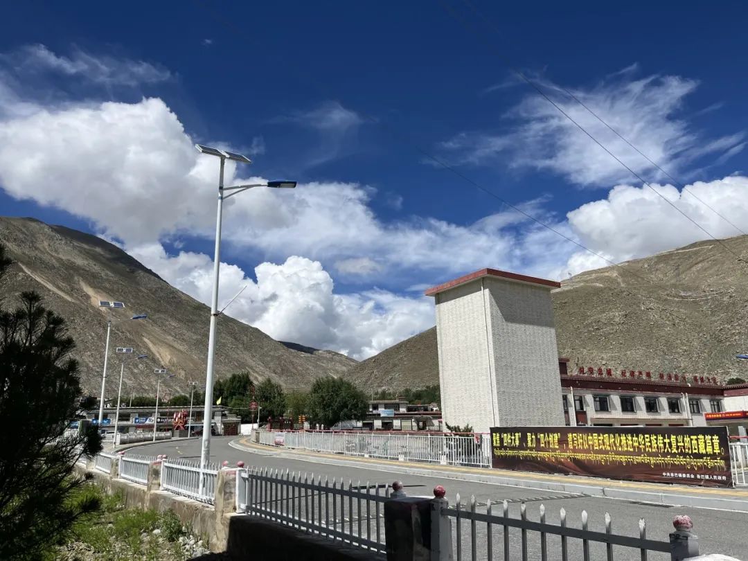 免费色情片