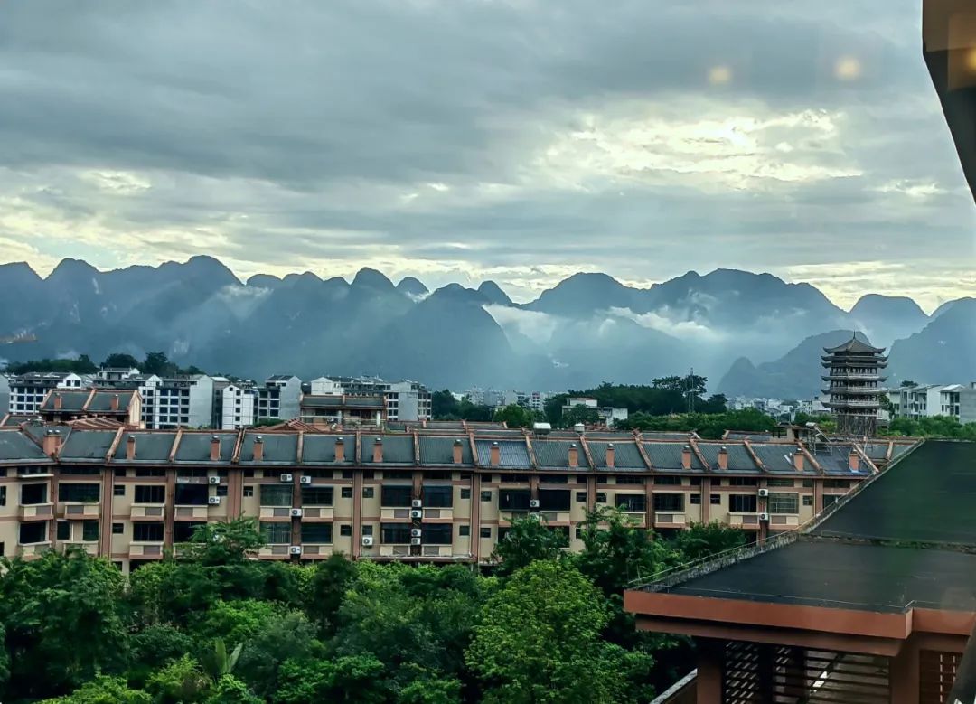 免费色情片