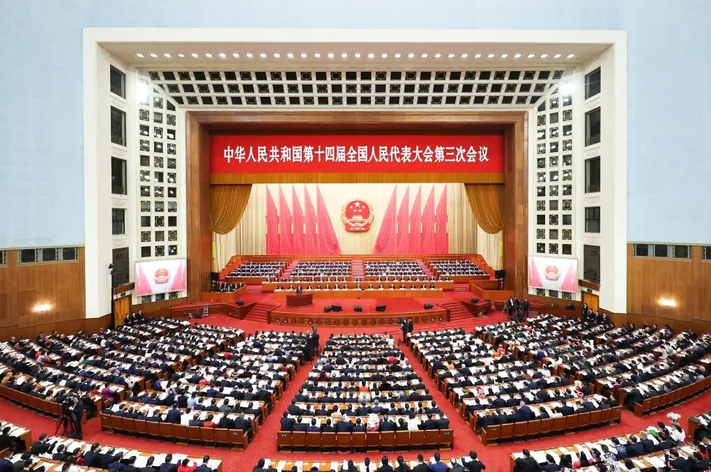 免费色情片