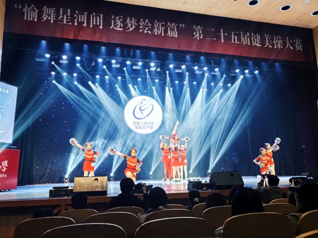免费色情片