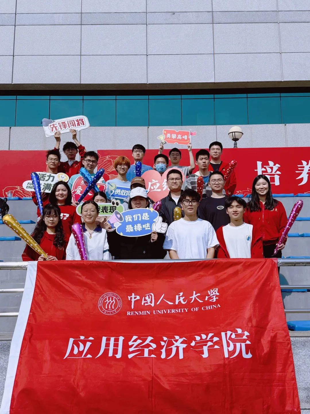 免费色情片